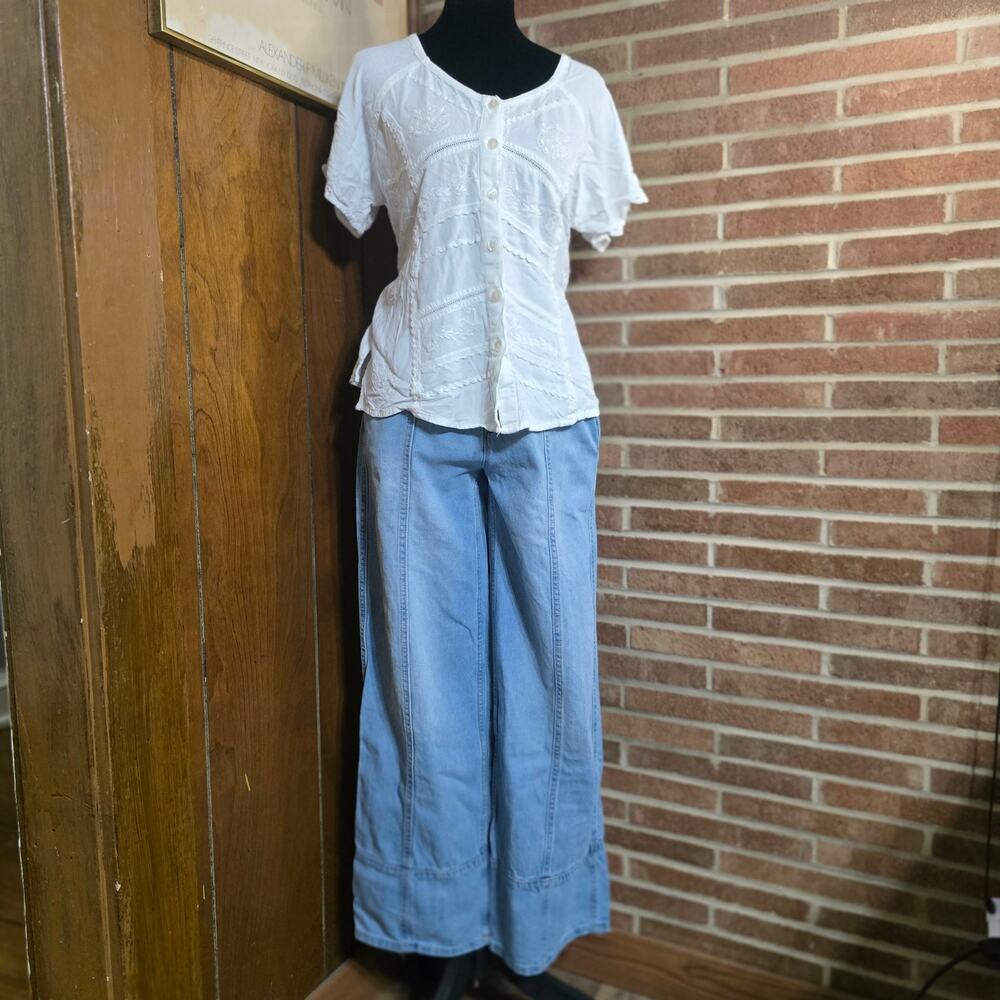 (ban•jara) Light Wash Wide Leg Seamed Denim Jeans Size 24 Boho Trouser